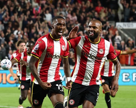 Jaidon Anthony (left) and Igor Thiago celebrate Brentford's opening goal