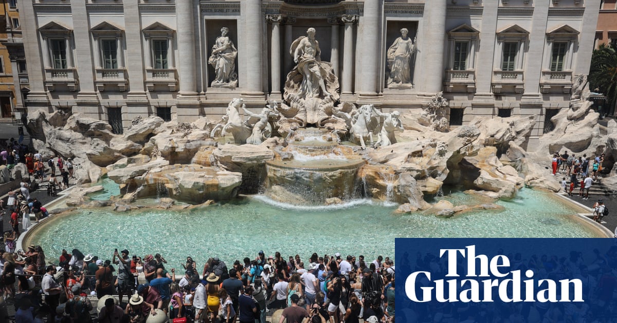 Rome Considers Limiting Access to Trevi Fountain