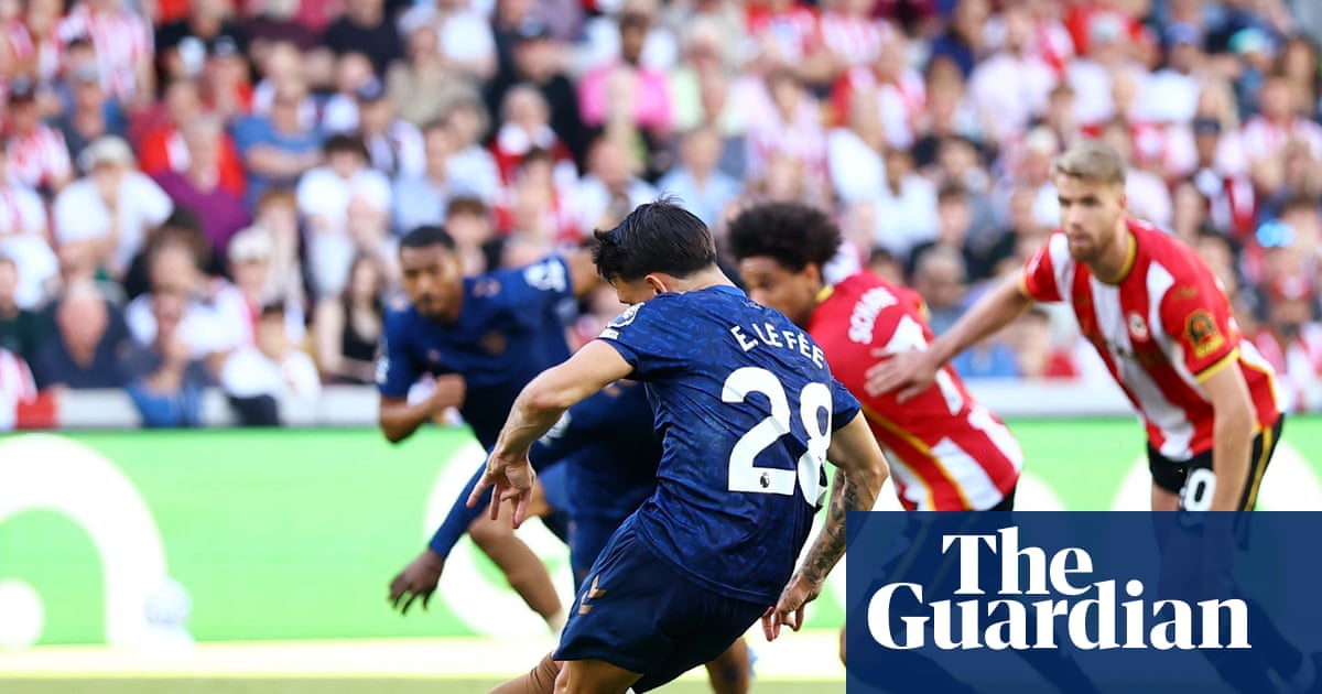 Le Fée earns redemption and rescues point for Sunderland at Brentford
