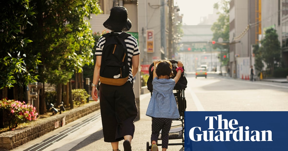 Japan allows divorced couples to negotiate joint custody of children for first time