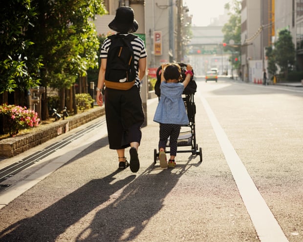 Japan allows divorced couples to negotiate joint custody of children for first time