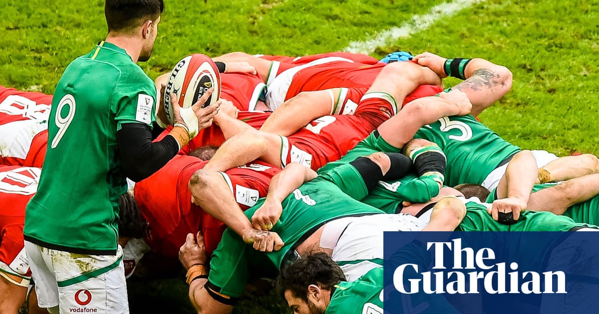 World Rugby to ban red-green kit clashes to help colour-blind fans