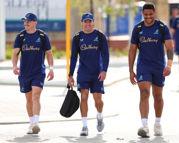 Wallabies make selection gambles for Italy clash in bid to arrest losing streak