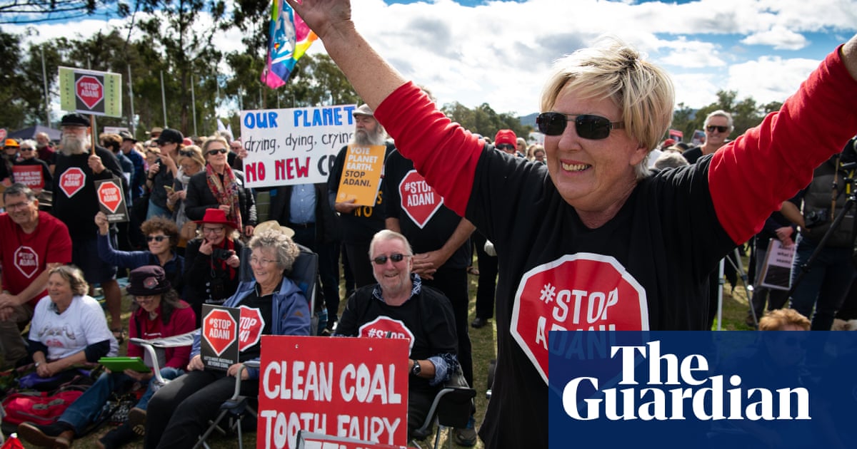 Adani coalmine: minister loses legal challenge on water pipeline assessment