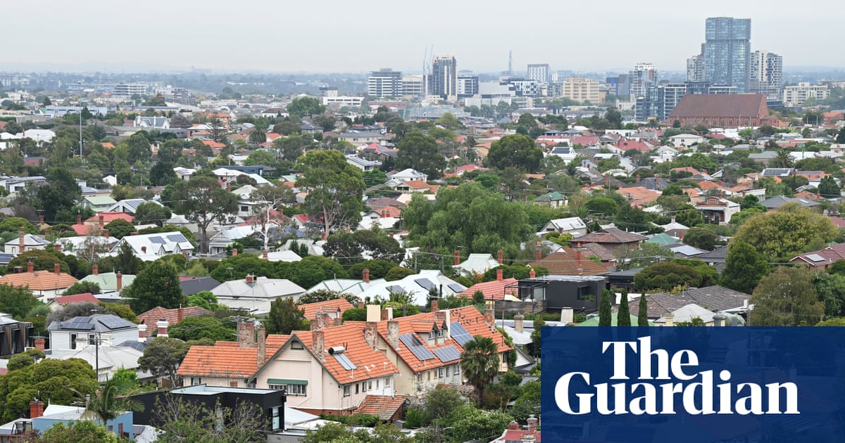 House prices head for historic 10% drop as fourth interest rate hike looms