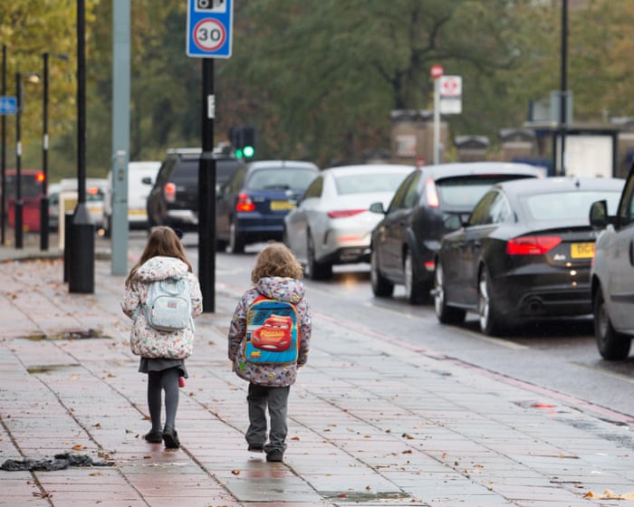 Alarm over hospital lung admissions for children in England’s poorest postcodes