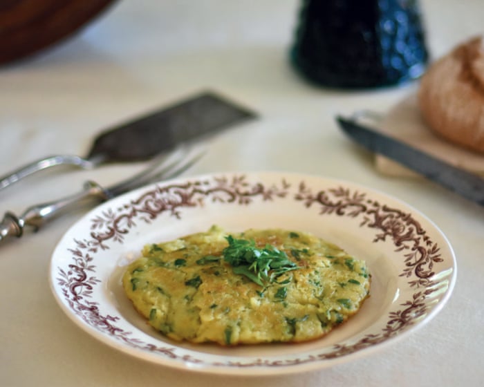No eggs, no potatoes but ‘a lot of imagination’: how Spain cooked in war’s hunger years