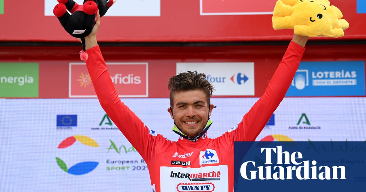 Odd Christian Eiking takes Vuelta red jersey after Primoz Roglic suffers spill
