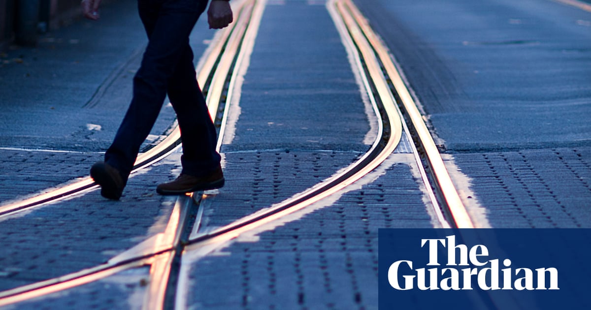 Drawing parallels: readers' photos on the theme of line | Community