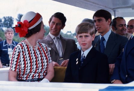 Queen Elizabeth II with her sons: Prince Edward next to her, and Prince Charles and Prince Andrew behind, in 1976.