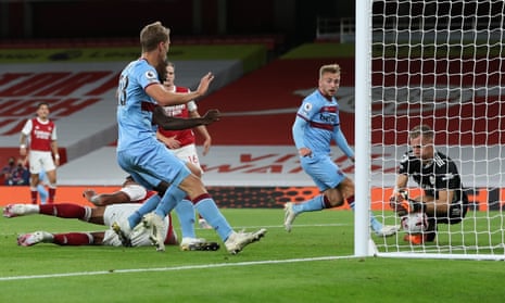 Bernd Leno manages to save from a close range effort from Michail Antonio.