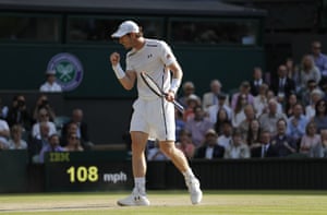 Murray gets the crucial break in the second set.