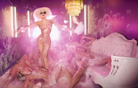 Lady Gaga Bursting Bubbles, 2009.