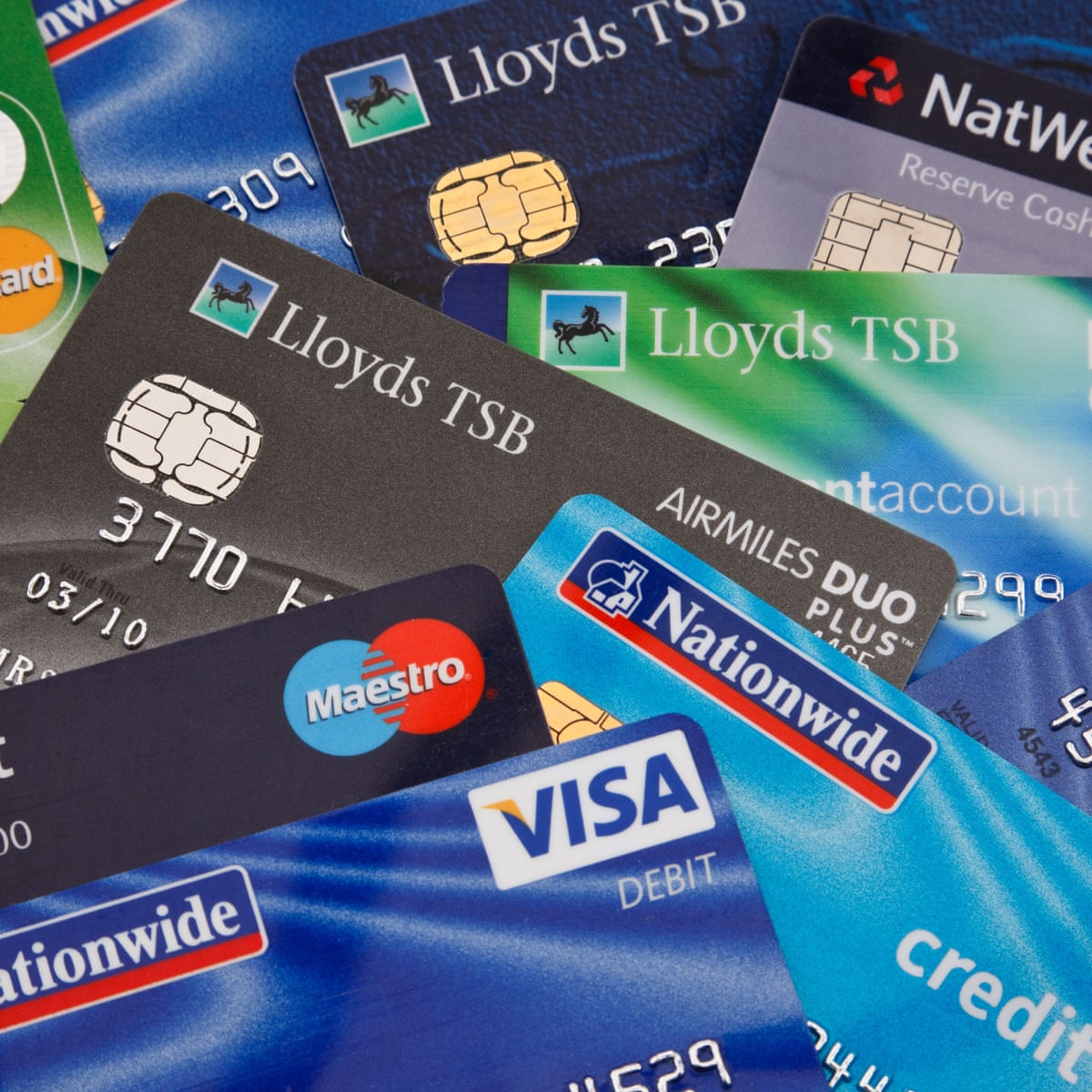 Credit Vs Debit It S Still A Close Race Mintel Com