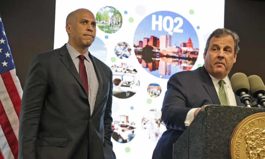 New Jersey senator Cory Booker, left, and governor Chris Christie announce they are submitting a bid to Amazon for HQ2.
