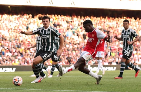 Arsenal 3-1 Manchester United: Premier League – live reaction | premier league 7 A HUGE chance for Bukayo Saka!