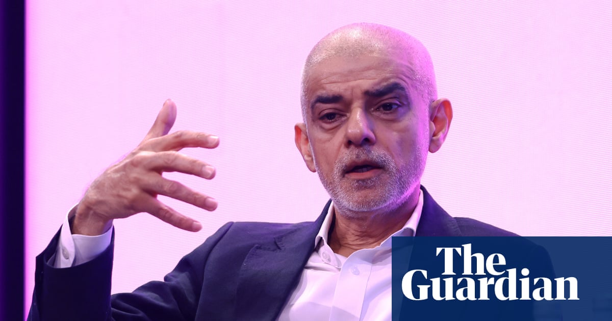 Khan vows to overrule residents’ group’s objections to Soho bars and restaurants