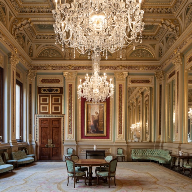 Interior of a drawing room at Drapers' Hall, in the city of London