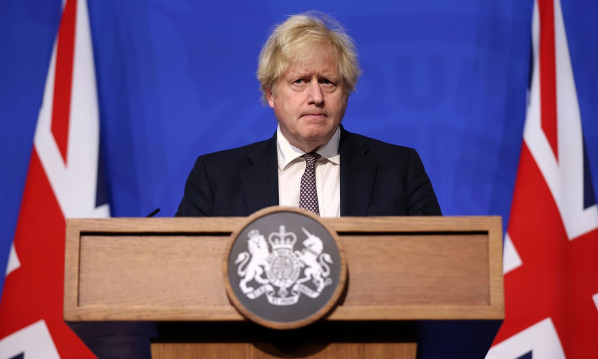boris johnson tightens rules on travel and mask wearing over omicron concerns coronavirus the guardian boris johnson tightens rules on travel and mask wearing over omicron concerns coronavirus the guardian