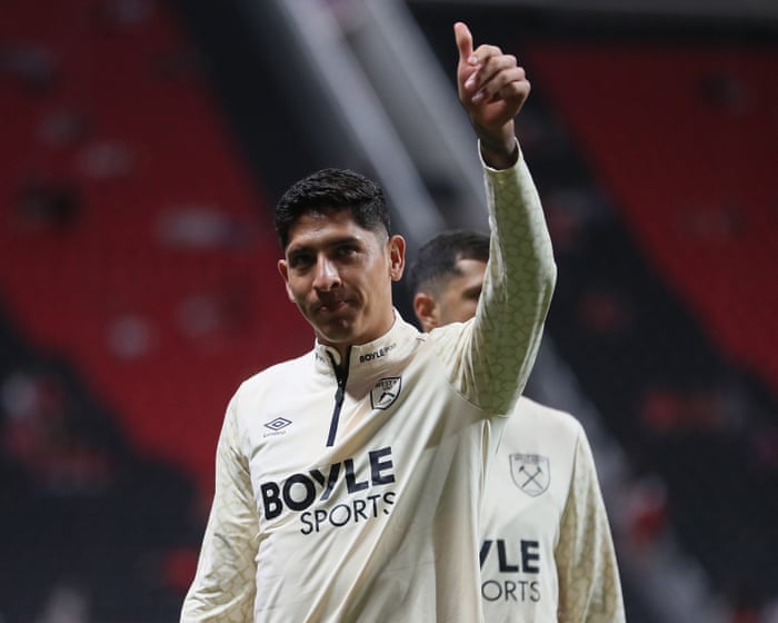 Transfer latest: Edson Álvarez loan gives West Ham chance to recruit