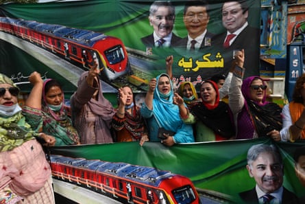 Supporters of the Pakistan Muslim League-Nawaz (PML-N) party at the opening of the Orange Line.
