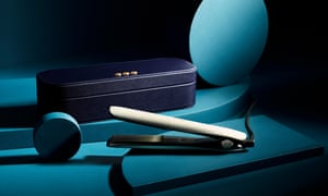 From post-shave lotions to sustainable cotton T-shirts: 15 of the very best vogue and sweetness items this Christmas | The highest items edit 6 GHD Gold® Hair Straighteners Gift Set