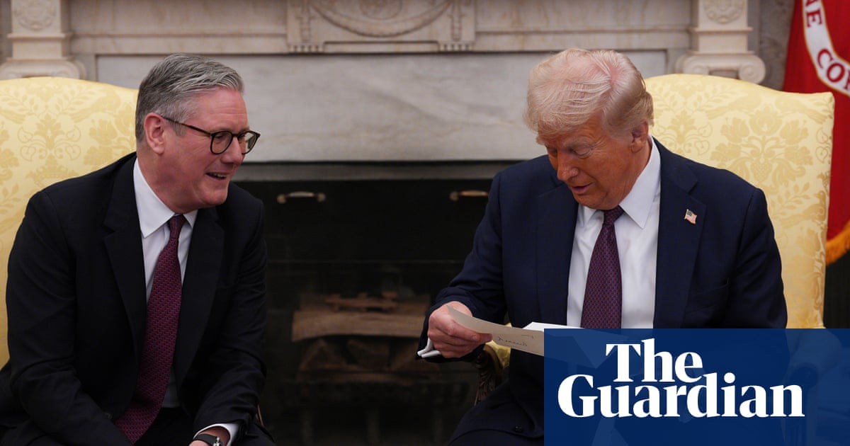 Trump dismisses parliamentary recall idea and praises Starmer's Brexit efforts