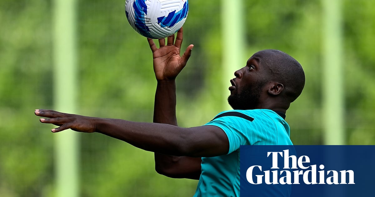 Romelu Lukaku starts Chelsea medical after €115m fee agreed with Inter