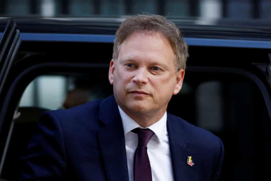 Grant Shapps, the transport secretary, arriving at Downing Street for cabinet today.