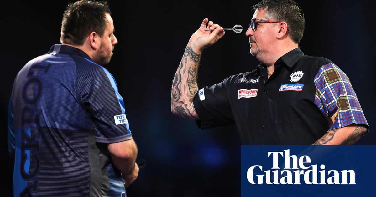 Gary Anderson defeats Adrian Lewis in battle of former PDC world champions