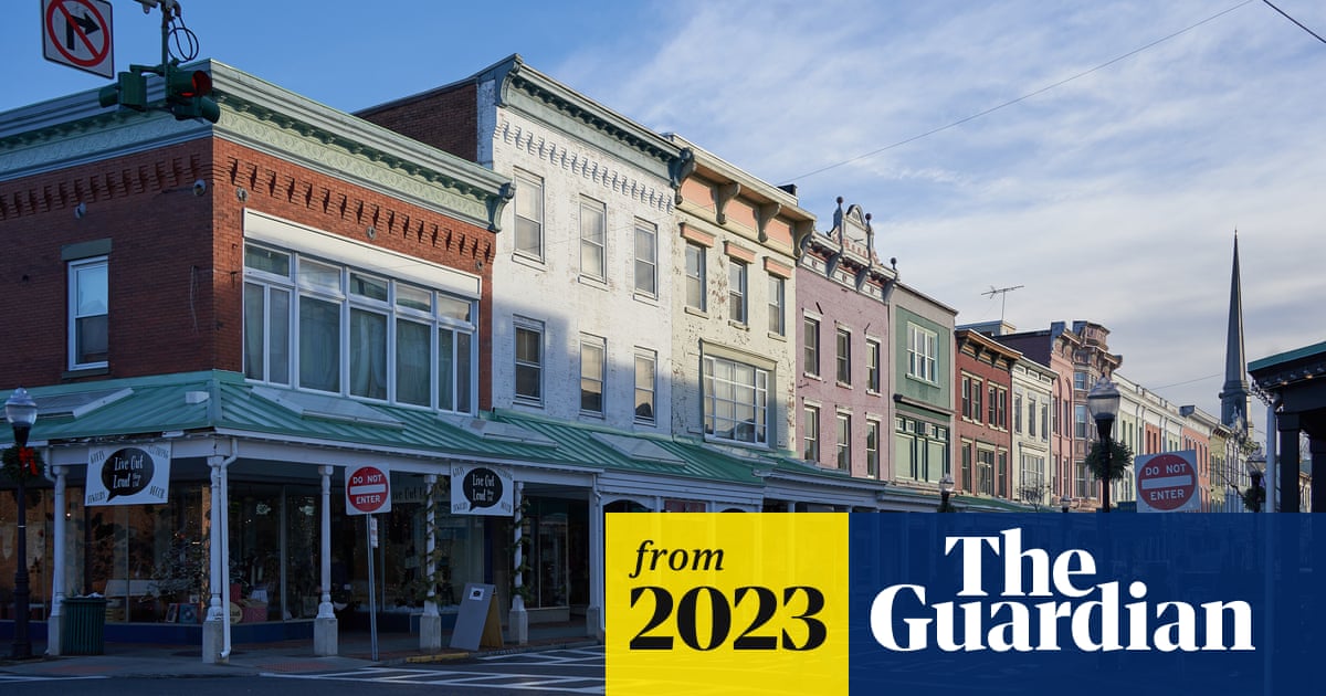 amp.theguardian.com