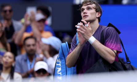 Jack Draper leaves the court after the match
