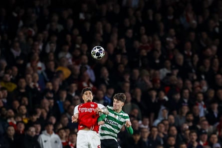 Piero Hincapie of Arsenal in action against Giorgos Vagiannidis of Sporting.