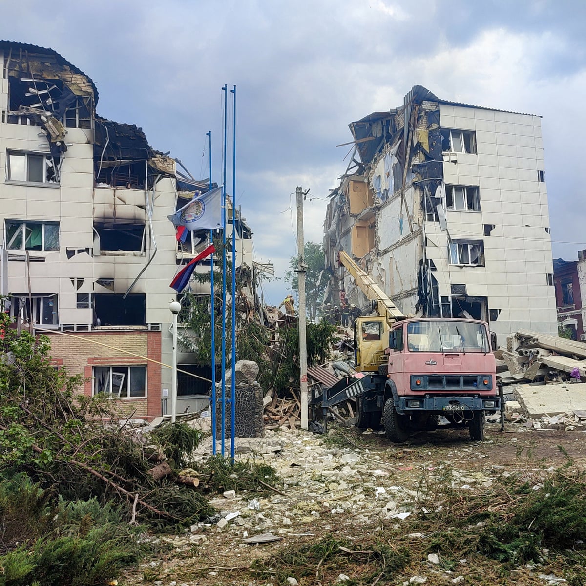 Ukraine war briefing: Putin promises revenge after blaming Kyiv for Luhansk attack he says killed six