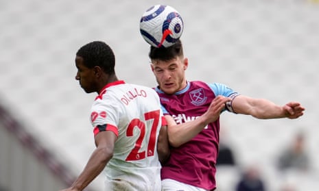 West Ham’s Declan Rice wins a header with Southampton’s Ibrahima Diallo in the Premier League in May.