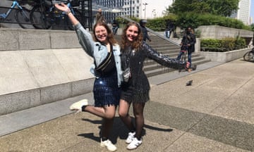 Sisters Inès and Mathilde ahead of the Taylor Swift show in Paris