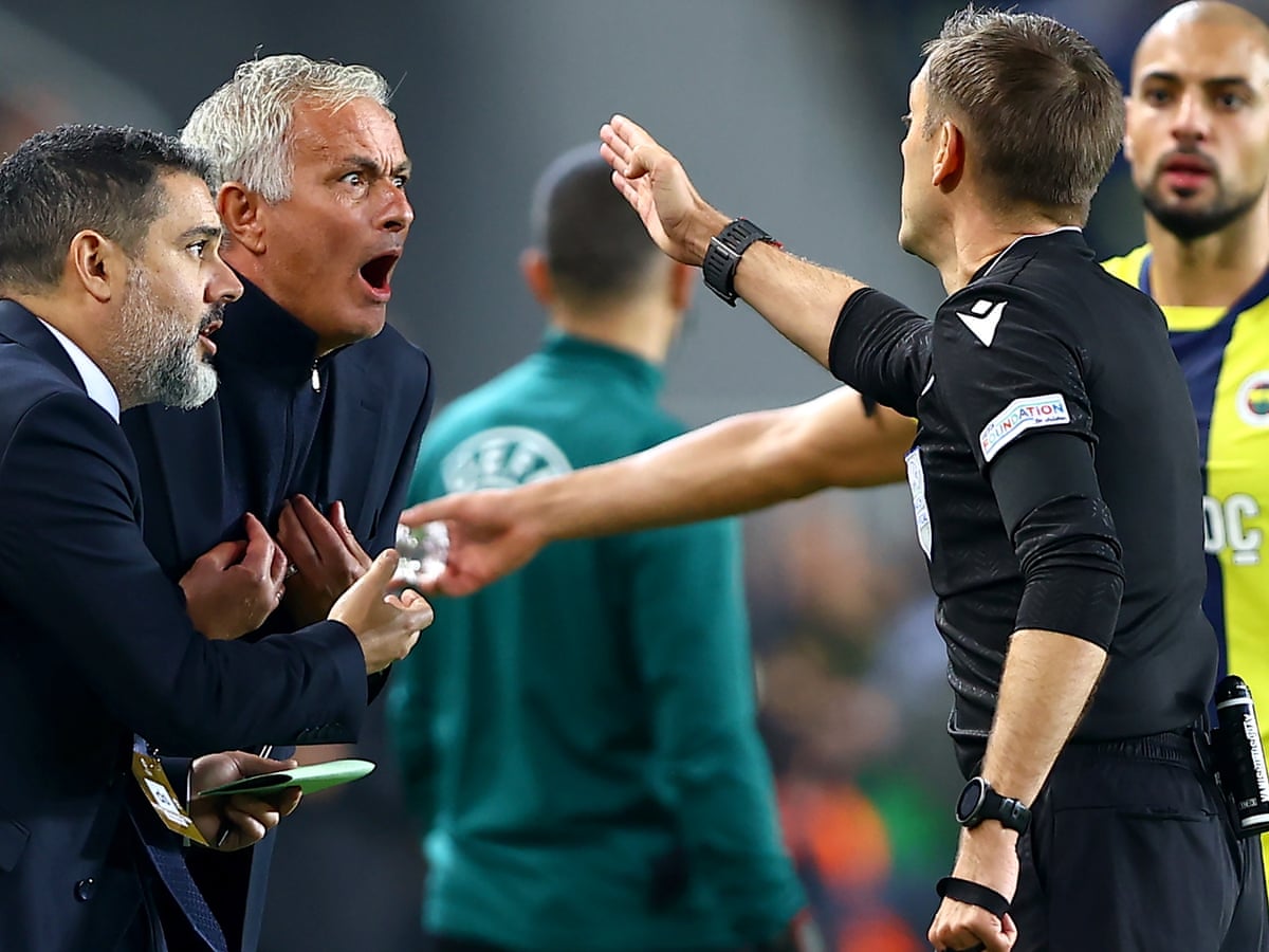 Mourinho Take on the Referee