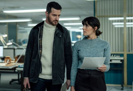 Armitage with Annabel Scholey as DI Lauren Bell.