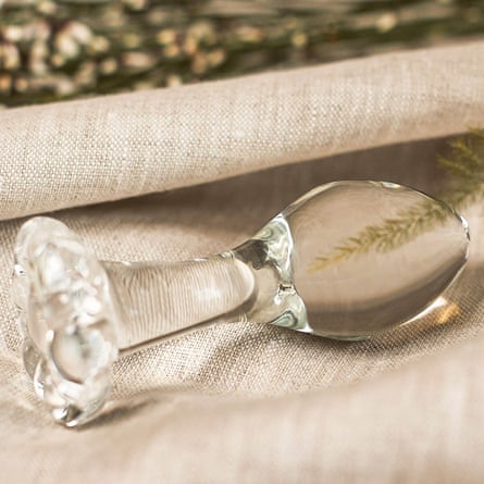 The Natural Love Company Litsea Glass Flower Butt Plug