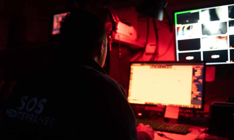 A control room in the NGO-operated SOS Méditerranée