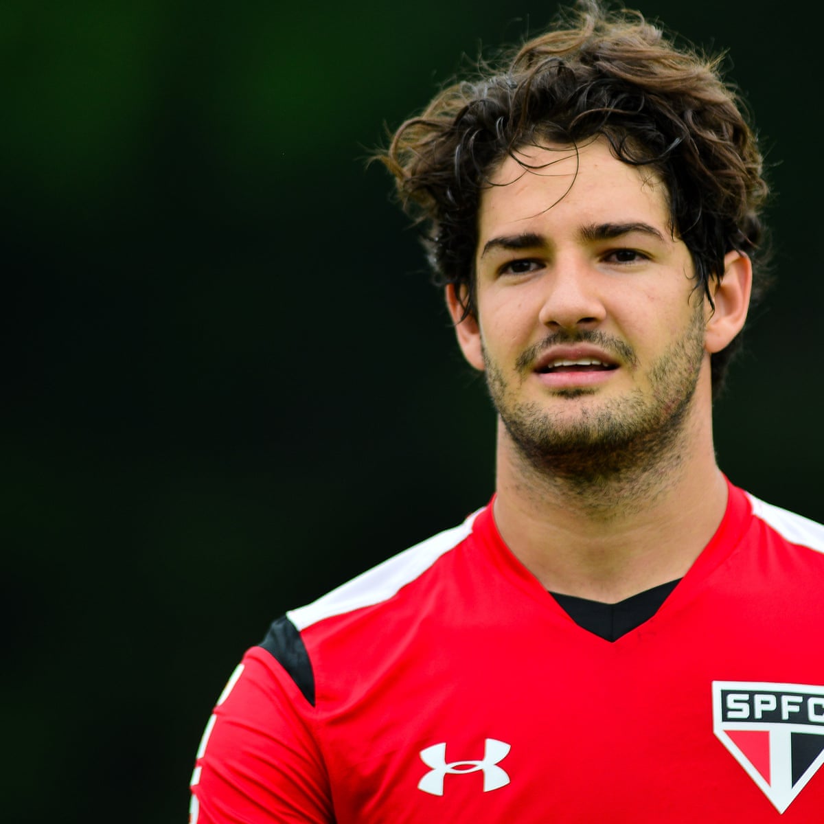 Alexandre Pato 'so happy' to be joining Chelsea after arriving in London | Chelsea | The Guardian