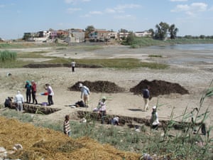 ‘So this is Naukratis!’ ... British Museum archaeologists following in the footsteps of Flinders Petrie at Naukratis