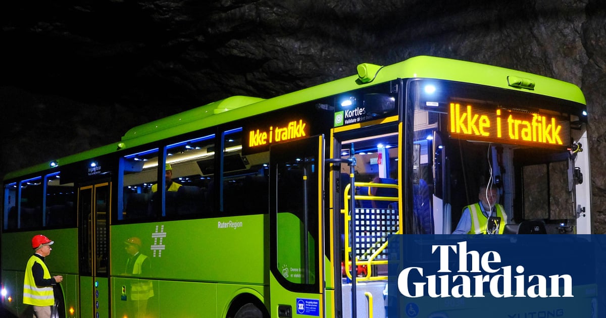 UK transport and cyber-security chiefs investigate Chinese-made buses