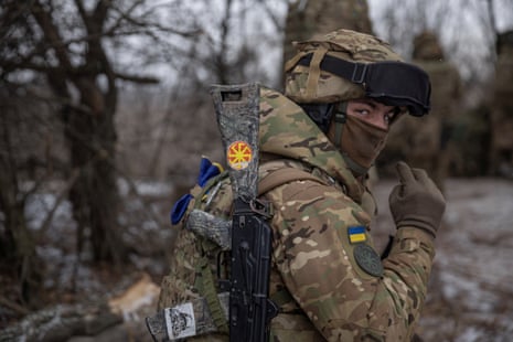 A member of the 3rd Separate Assault Brigade (Azov Unit) of the Armed Forces of Ukraine near Bahmut.