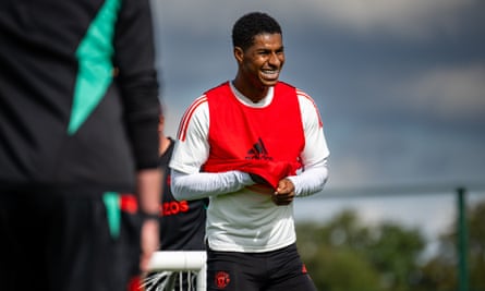 Manchester United had sights set on title charge – but right now it’s chaos | Manchester United 6 Marcus Rashford in training