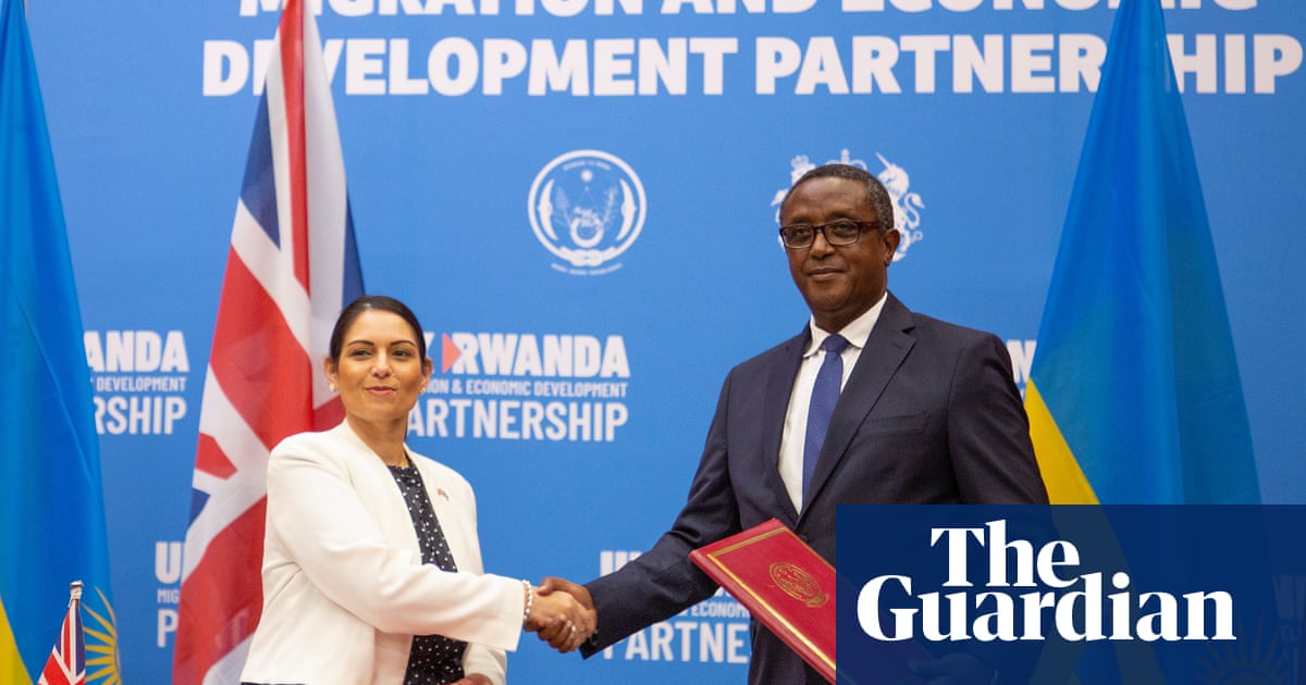 Документите разкриват че Сунак е имал притеснения относно цената на