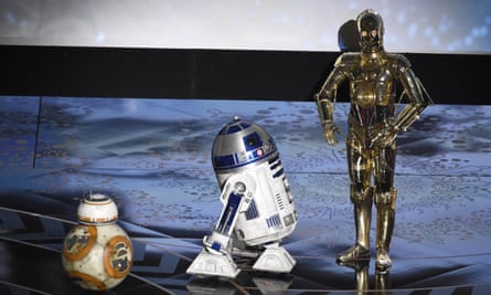 BB-8, R2-D2 and C-3PO invade the stage at the Oscars.