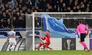 Dynamo Kyiv’s Vitaliy Mykolenko equalises against Malmo.