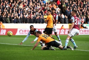 Jota heads goalbound, but it’s straight at Nyland.