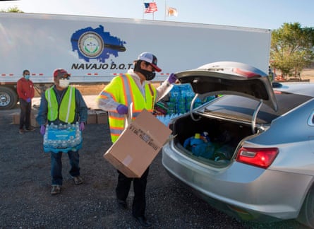 Cars line up for a Navajo Nation food bank donation in New Mexico.